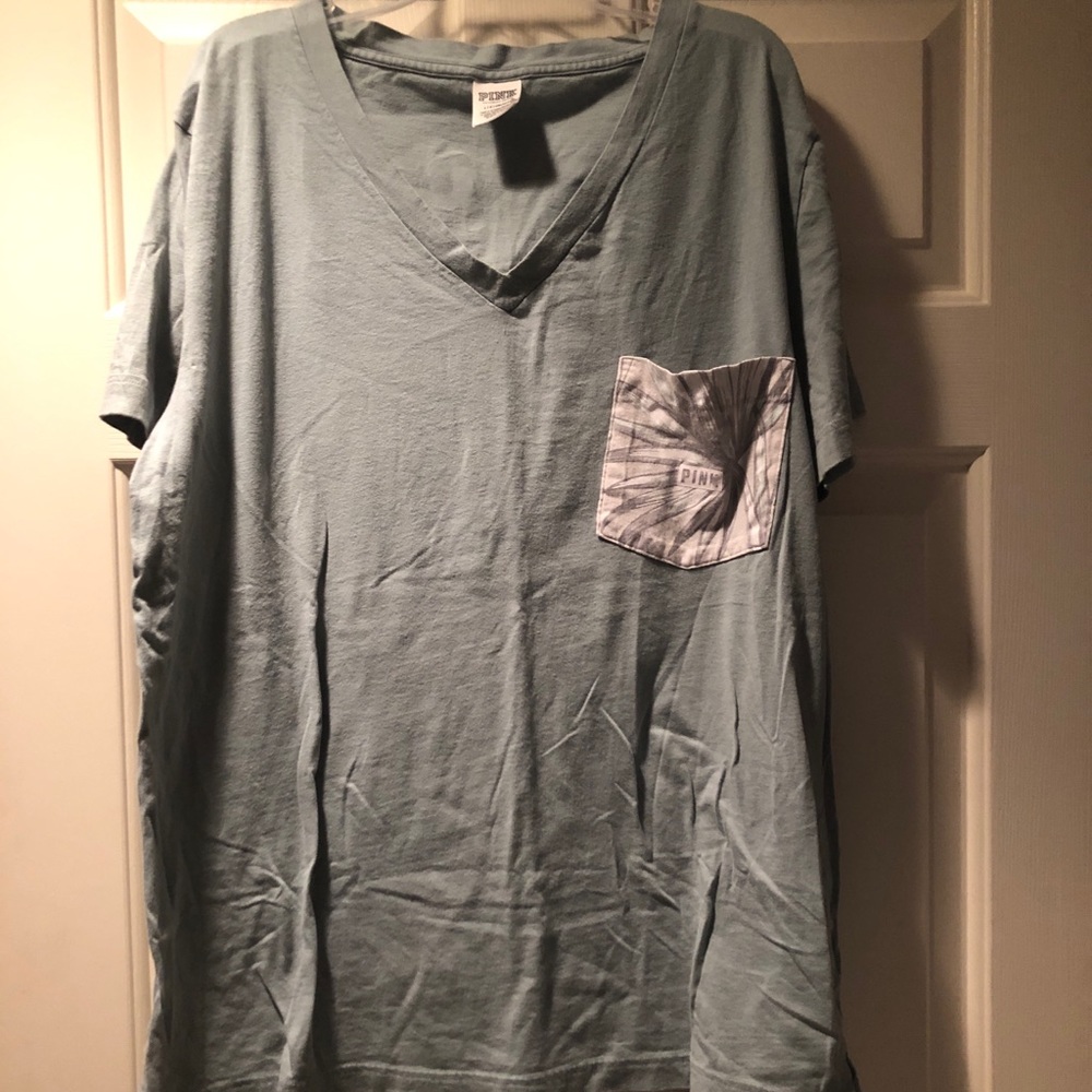 PINK / VS Tee **NWOT